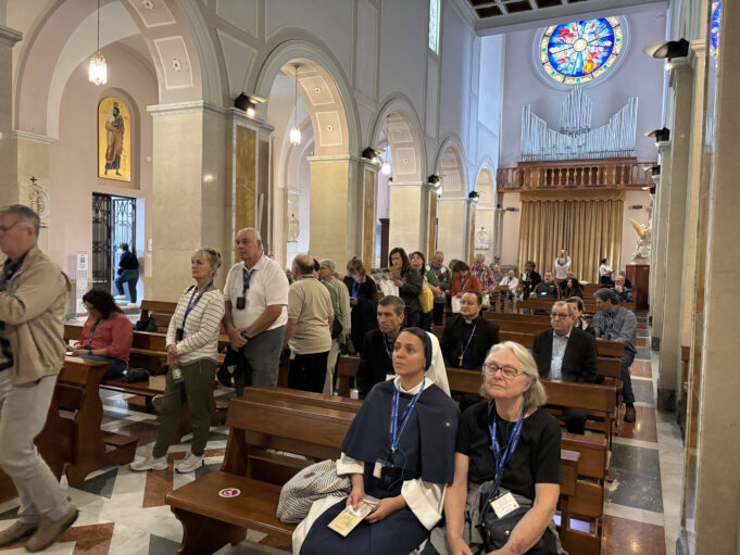 Comfortable climate greets travelers as Diocese of Wilmington jubilee pilgrimage hits Pescara, Manoppello: Catholic Forum in Italy