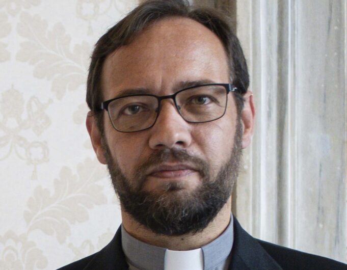 Bishop Carlassare of South Sudan: ‘God’s love mends what we break, heals what we wound, and raises up what we trample’