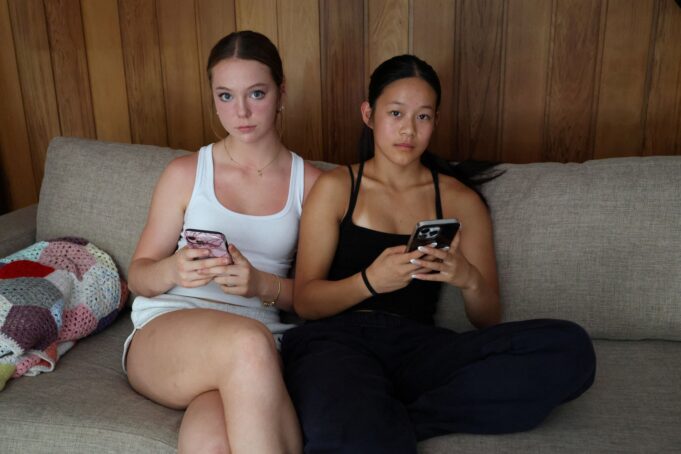 Expert urges vigilance in digital formation as Australia’s social media ban goes into effect for kids under 16