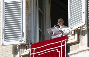 Pope Leo XIV calls for peace and dialogue as protests continue in Iran; reports say 2,000 people killed in 48 hours