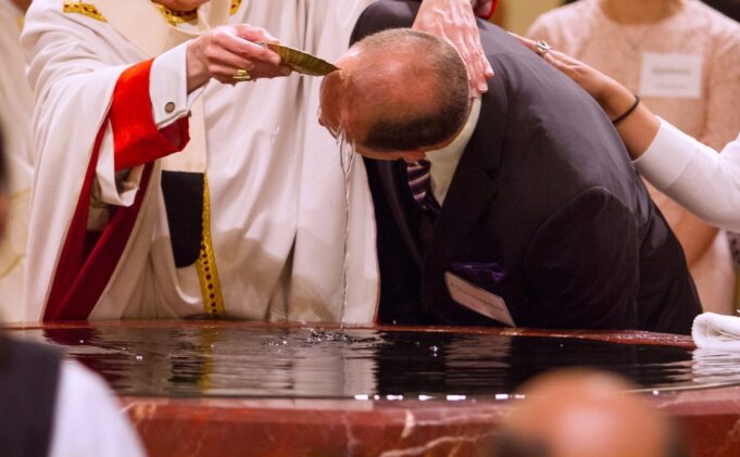 Responding to rise in adult baptisms, Archdiocese of Paris convenes council to respond to catechetical need