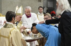 Surge in adult converts signals ‘pockets of revival’ in Catholic Church; ‘They see in the Catholic Church a consistency in teaching’