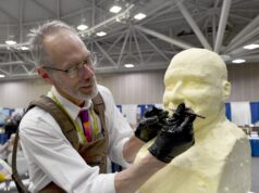Minnesota butter sculptor crafts Pope Leo XIV bust at Catholic education convention