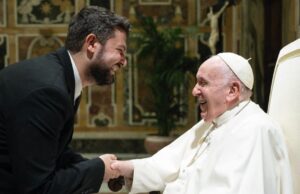 Journalist recalls Pope Francis’ emotional hospital goodbye and final words