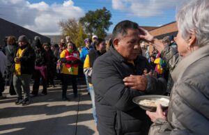 Chicago clergy resume daily ministry at ICE facility after court order