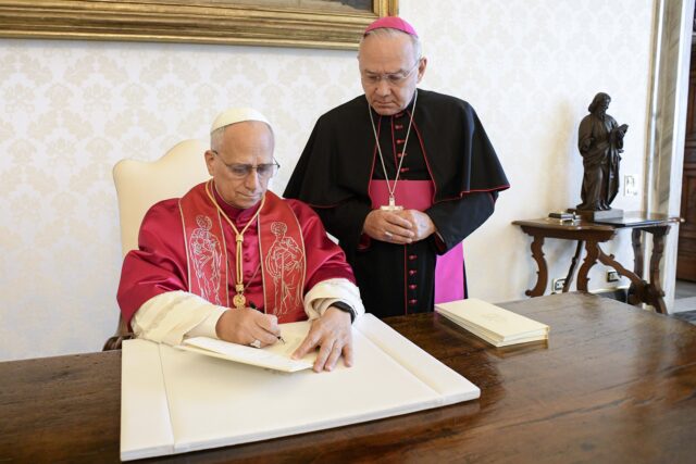 OPE LEO XIV SIGNS EXHORTATION 'DILEXI TE'