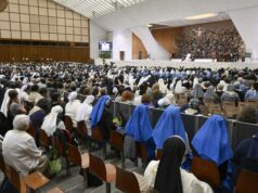 Consecrated men, women point the path to peace, salvation, Pope Leo XIV says