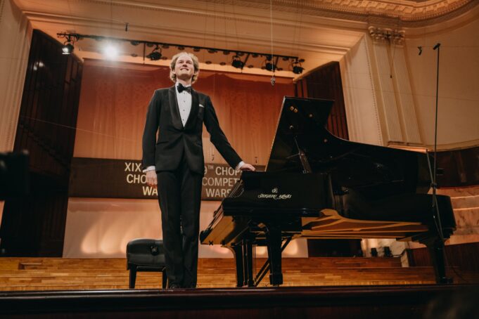 Pianist Piotr Pawlak’s sign of the cross goes viral as he enters world’s famous Chopin piano competition in Warsaw
