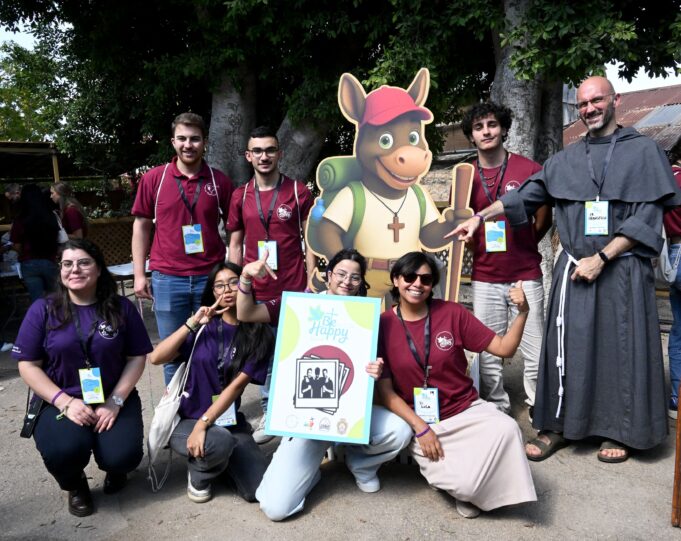 Amid post-war healing, Catholic youth in Israel find unity through faith at ‘Be Happy Youth Festival’