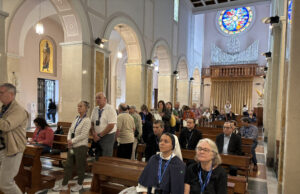 Comfortable climate greets travelers as Diocese of Wilmington jubilee pilgrimage hits Pescara, Manoppello: Catholic Forum in Italy