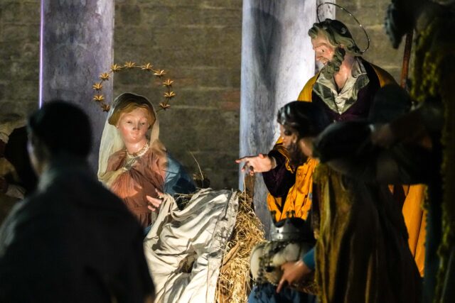 NATIVITY SCENE AND CHRISTMAS TREE ST. PETER’S SQUARE 2025