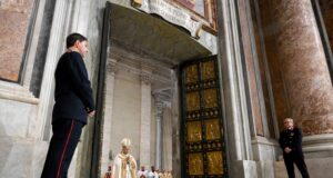 Christians must resist allure of power, serve humanity, Pope Leo XIV says at end of Holy Year