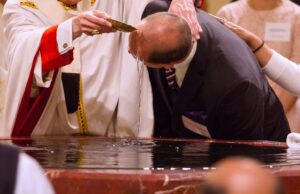Responding to rise in adult baptisms, Archdiocese of Paris convenes council to respond to catechetical need