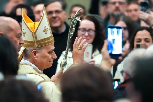 POPE LEO XIV VESPERS FOR CHRISTIAN UNITY CELLPHONE MEDIA