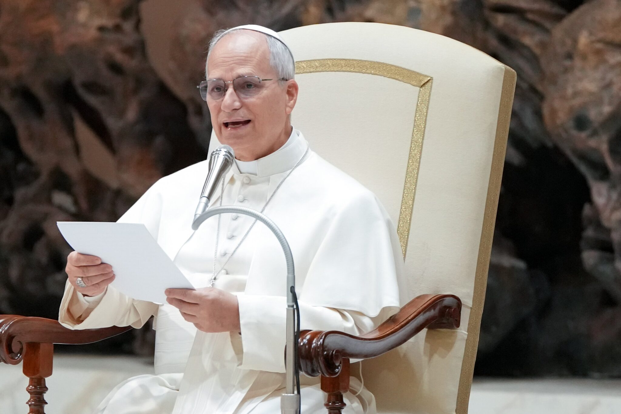 Pope Leo XIV calls Catholics to rediscover ancient power of Lenten ...