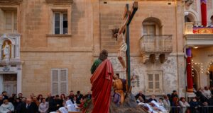 Holy Week around the world: faith expressed through culture and tradition: Photo gallery