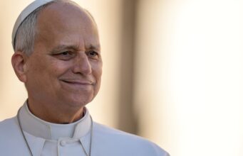 Pope Leo XIV praises Iran-U.S. ceasefire as ‘sign of genuine hope,’ presses for dialogue, peace