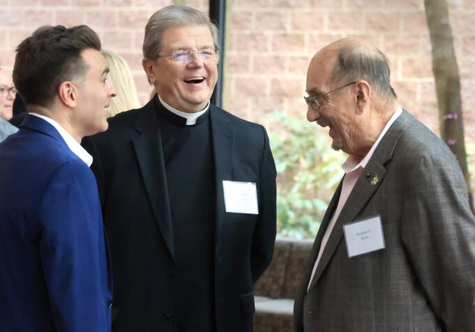 Stephen and Lisa Hyde don’t make a big deal out of it, but share their good fortune with those in need — Photo gallery