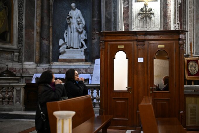 Vinea Research Group poll finds many Catholics open to returning to confession, citing mercy as key factor