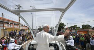 Gathered on the Saurimo, Angola esplanade under the hot sun for Mass, Pope Leo XIV says ‘Christ hears the cry of the people’ — Photo gallery