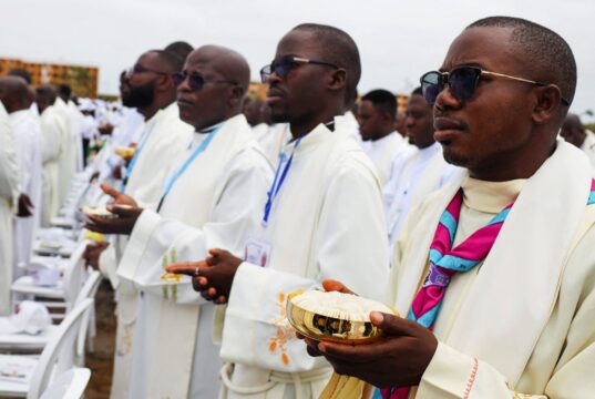 Pope Leo XIV celebrates Mass in Angola, calls faithful to renewed hope, says Jesus has the power to ‘rekindle lost hope’