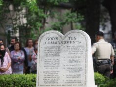 Federal appeals court upholds Texas law requiring Ten Commandments in classrooms