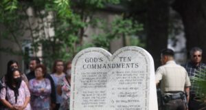 Federal appeals court upholds Texas law requiring Ten Commandments in classrooms