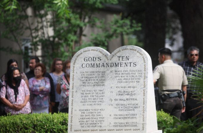 Federal appeals court upholds Texas law requiring Ten Commandments in classrooms