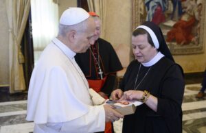 Ukrainian Sister Lucia Murashko pleads with Pope Leo XIV to ‘end the war’ during Vatican audience