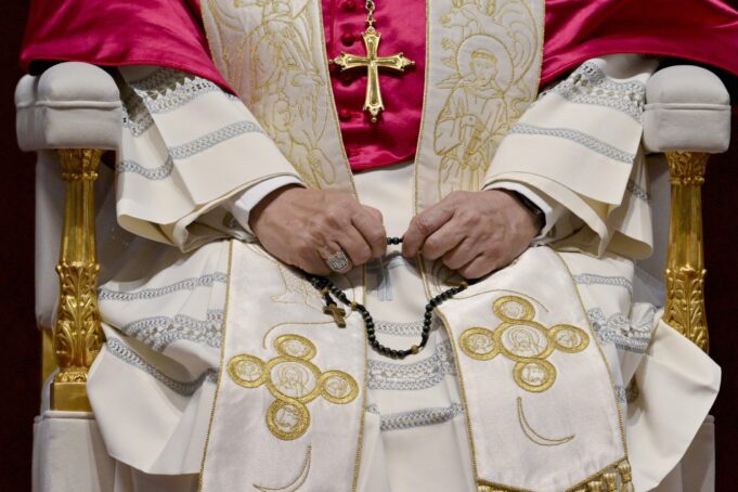 Pope Leo asks Catholics worldwide to pray rosary for peace May 30 as month of devotion to the Virgin Mary concludes