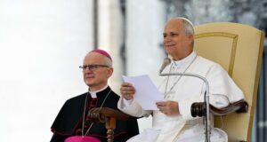 Pope Leo tells Catholic educators to lead students to Christ, the source of truth