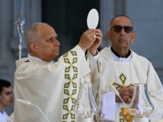 Pope Leo leads massive Corpus Christi procession through Madrid: ‘A love stronger than death’