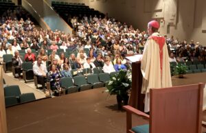 Teachers in Diocese of Wilmington have ‘potential to change someone’s life,’ former TV news anchor Tracy Davidson tells them at Spirituality Day