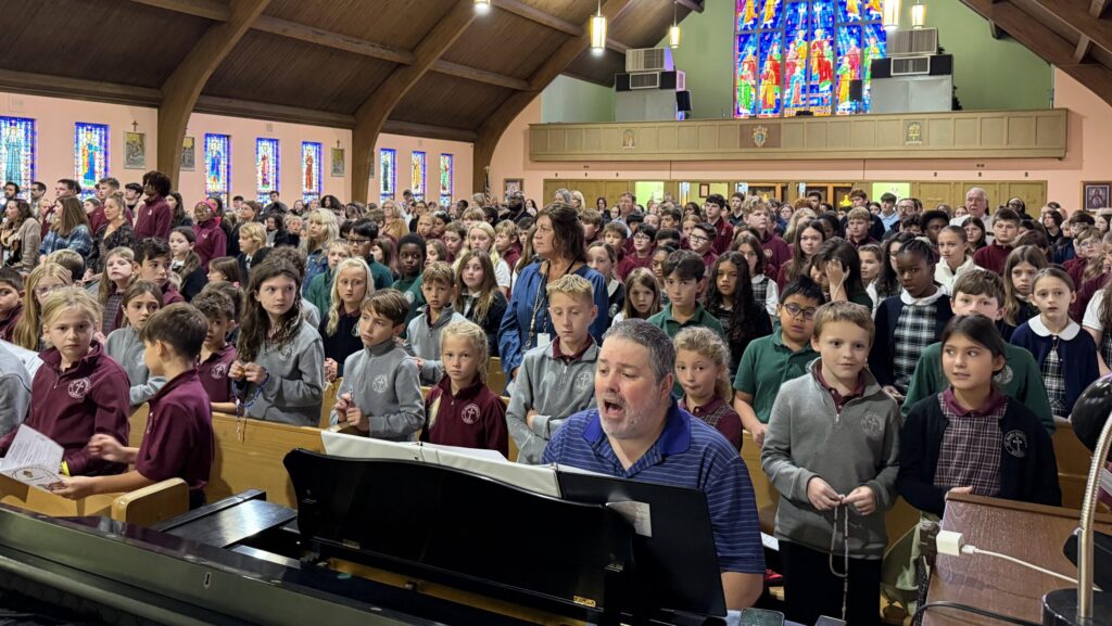 Students from Diocese of Wilmington join annual rosary rally at Holy Spirit Church: Photo gallery