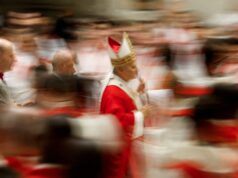 Bishops, clergy, religious and faithful join in prayer for Pope Leo XIV ahead of lung surgery